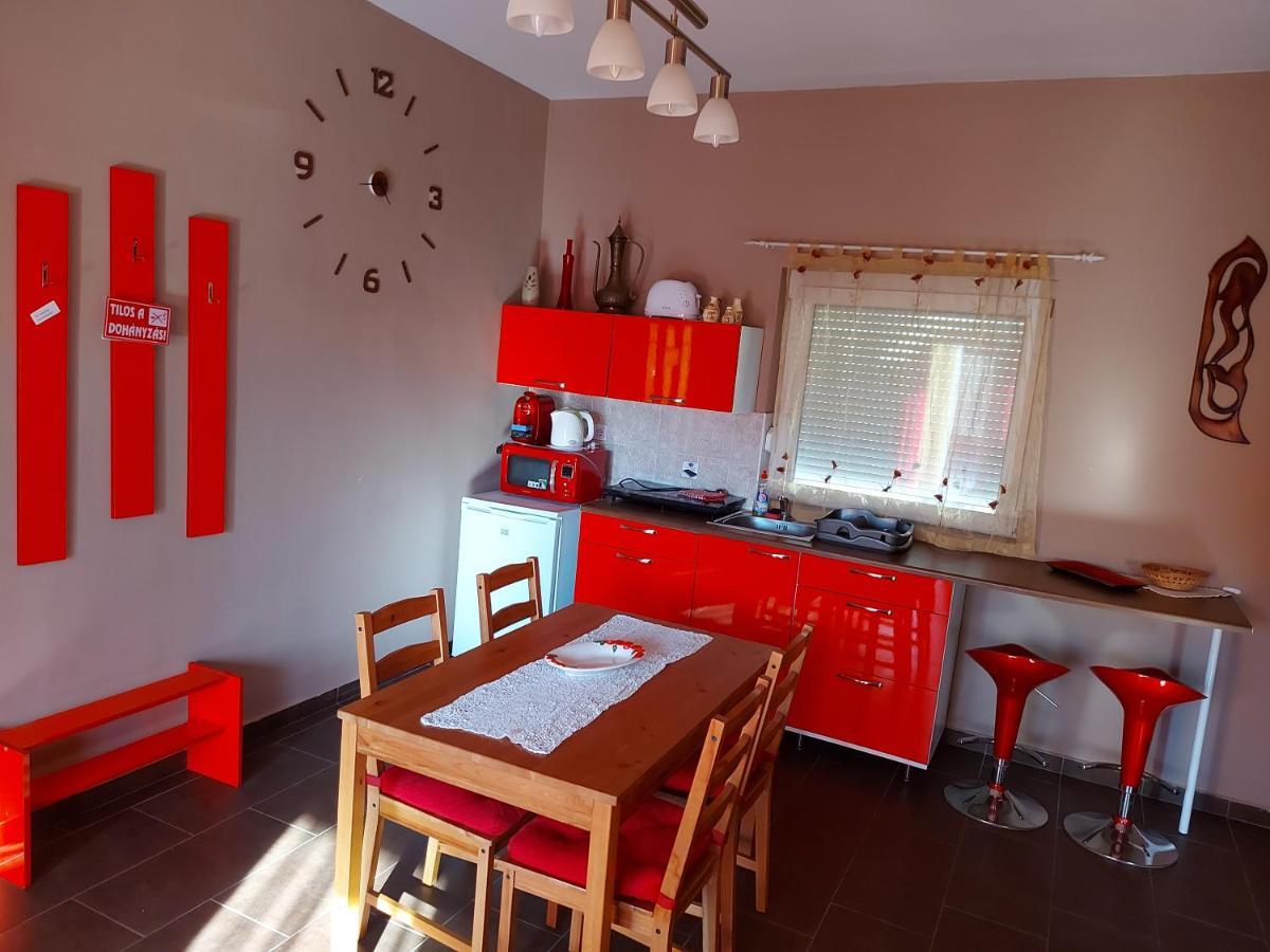 שיופוק Corner Apartman 5 מראה חיצוני תמונה