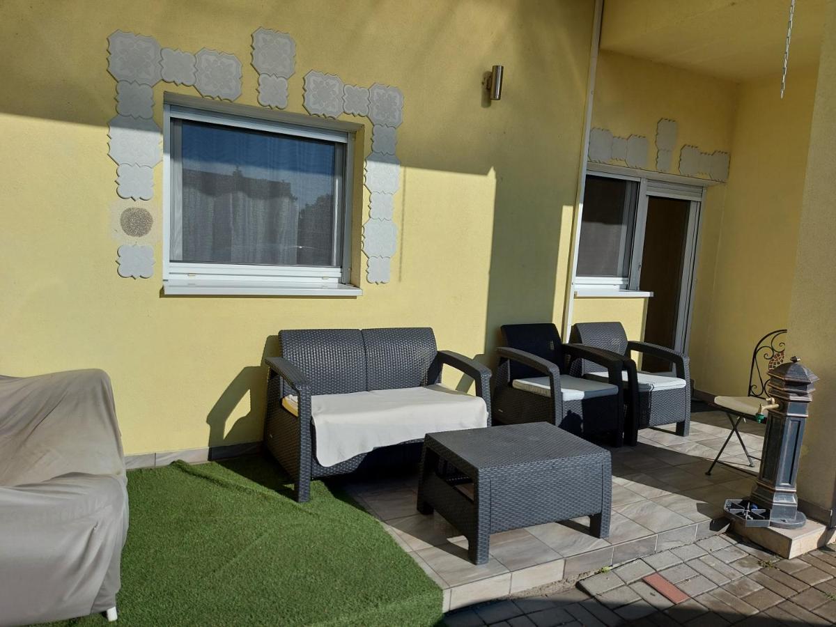 שיופוק Corner Apartman 5 מראה חיצוני תמונה