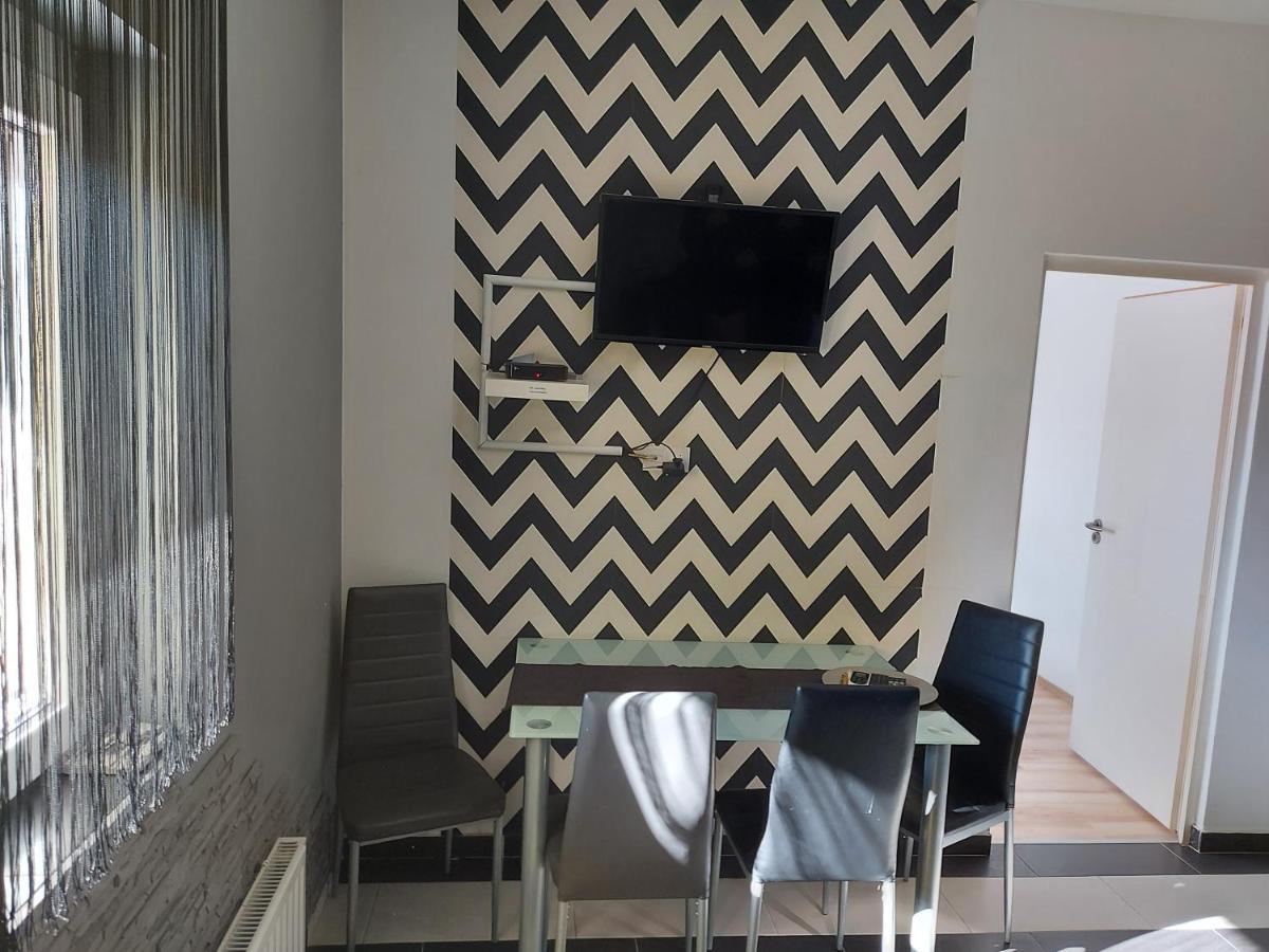 שיופוק Corner Apartman 5 מראה חיצוני תמונה