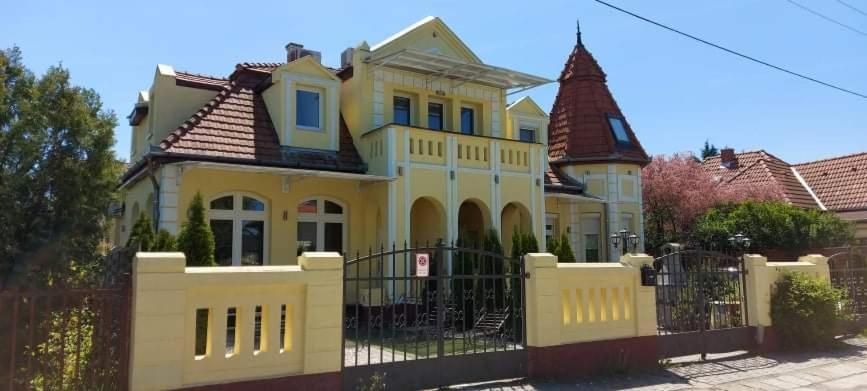 שיופוק Corner Apartman 5 מראה חיצוני תמונה