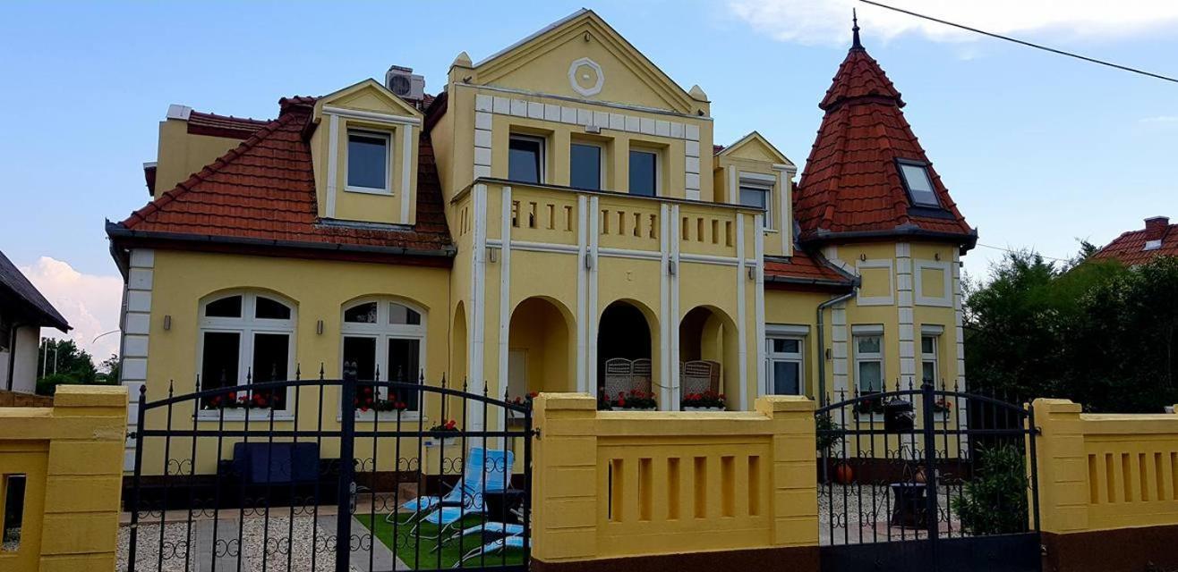 שיופוק Corner Apartman 5 מראה חיצוני תמונה